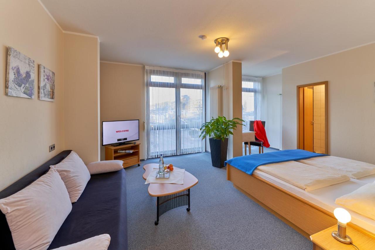 באד מינסטר אם שטיין - אברנבורג Hotel Garni Am Goetheplatz מראה חיצוני תמונה