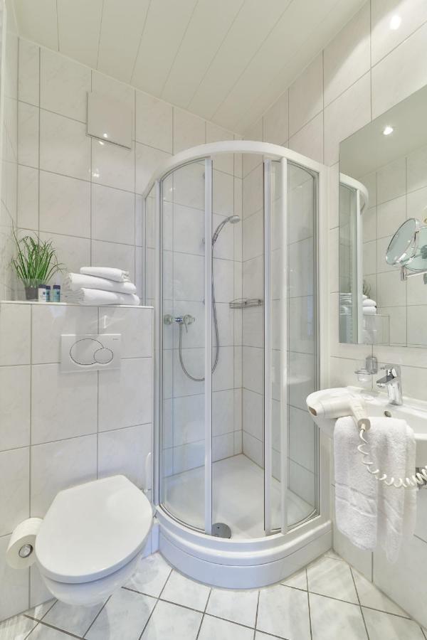 באד מינסטר אם שטיין - אברנבורג Hotel Garni Am Goetheplatz מראה חיצוני תמונה