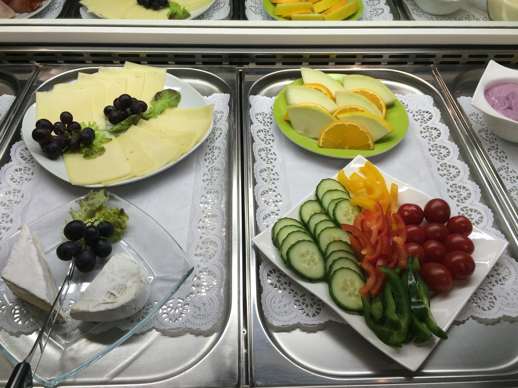 באד מינסטר אם שטיין - אברנבורג Hotel Garni Am Goetheplatz מראה חיצוני תמונה