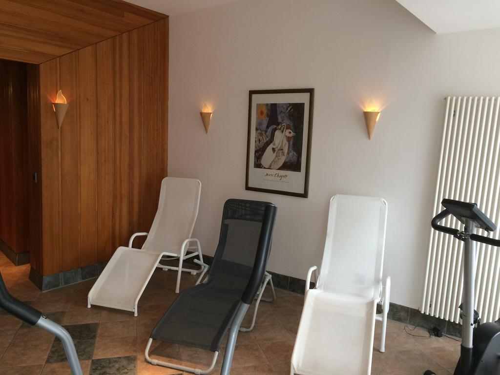באד מינסטר אם שטיין - אברנבורג Hotel Garni Am Goetheplatz מראה חיצוני תמונה